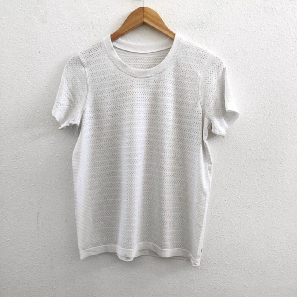 LULULEMON Swiftly Breathe Short Sleeve No Size Tag Check Measurements - Picture 3 of 10